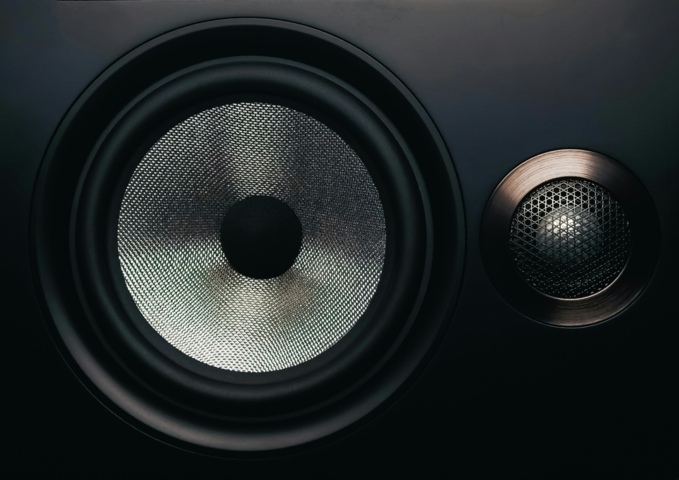  - Sound reinforcement technology - basics and optimum sound