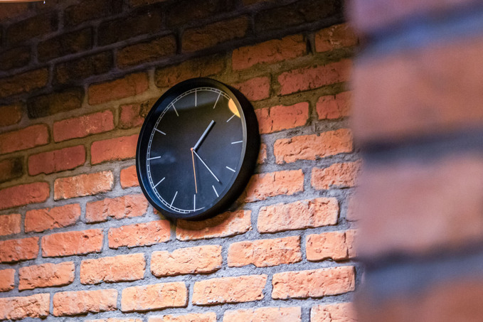  - Planning a meeting in different time zones